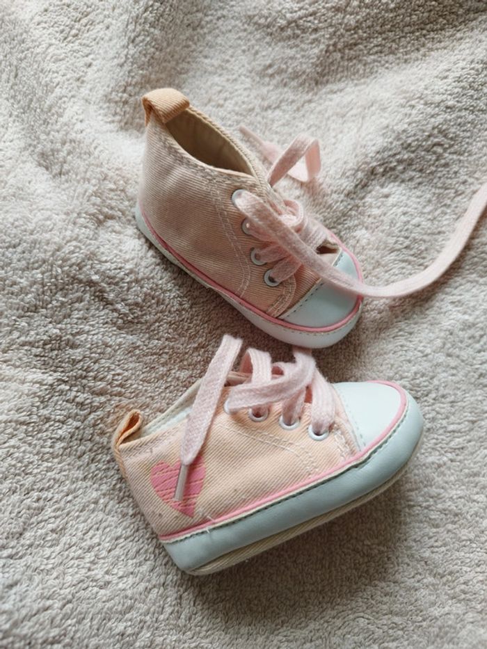 🦋 Chaussure bébé 🦋 - photo numéro 2