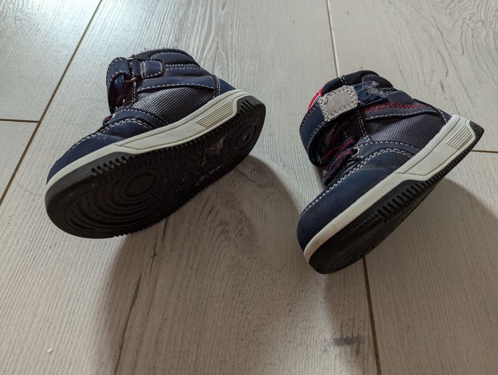 Paire de baskets montantes Gemo Pointure 21 - photo numéro 2