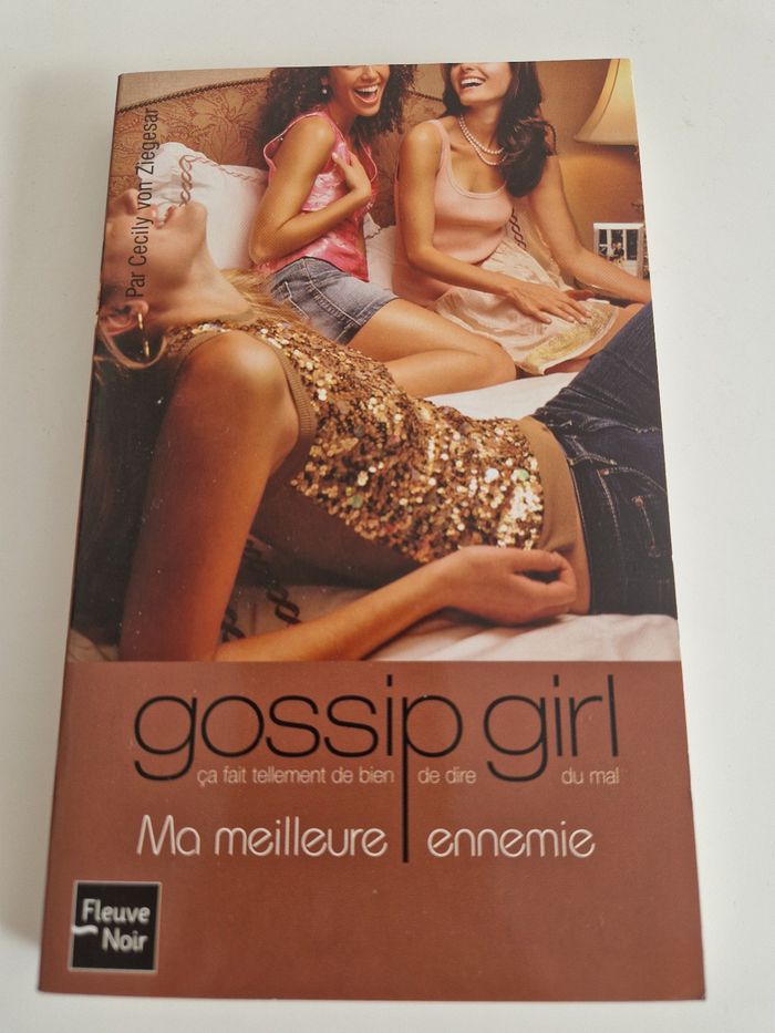 Livre Gossip Girl, tome 8 : Ma meilleure ennemie,  Neuf