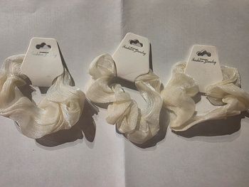 Lot Chouchous blanc brillant