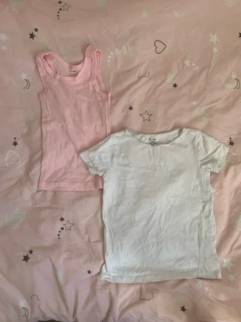 Lot t-shirt et débardeur