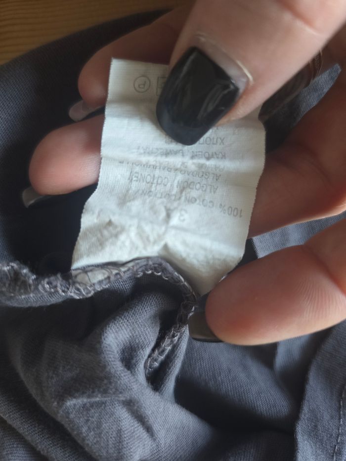 T-shirt fille 👧 - photo numéro 2