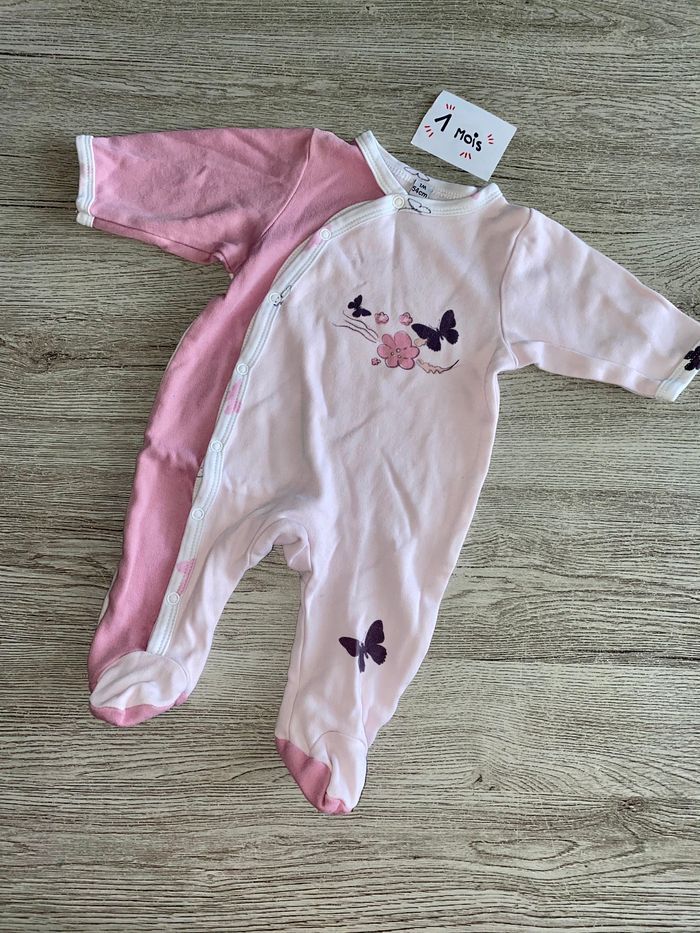 Grenouillère papillon