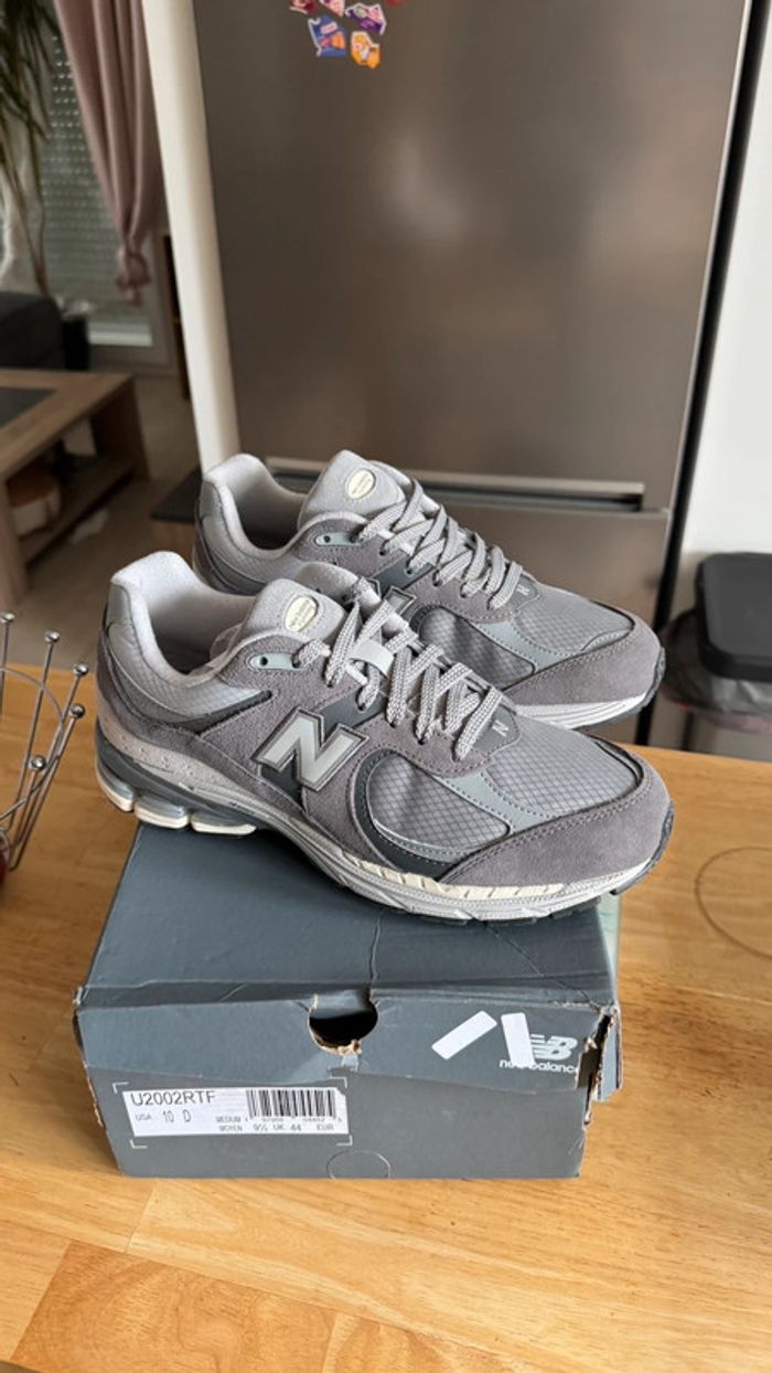 New balance 2002 Grise taille 44 - photo numéro 3