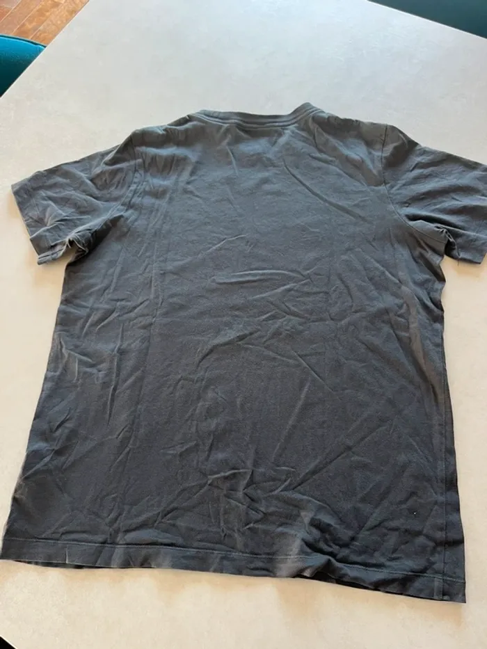 TEE shirt Nike - photo numéro 4