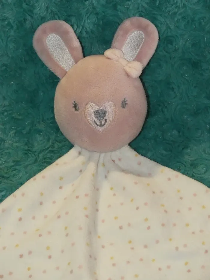 Doudou plat lapin orchestra blanc rose pois 🐰tbe - photo numéro 2