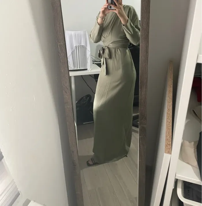Robe de soirée - photo numéro 3
