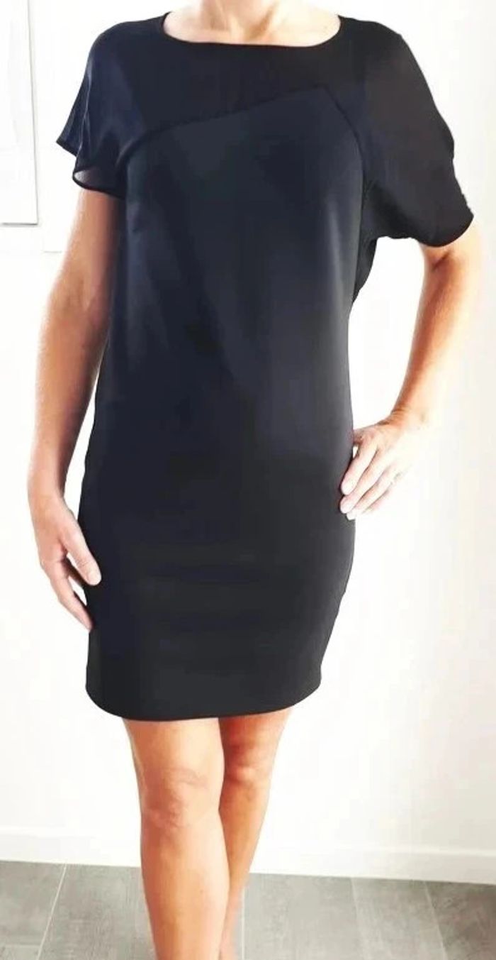 40 € Robe Cop Copine taille 36 - photo numéro 6