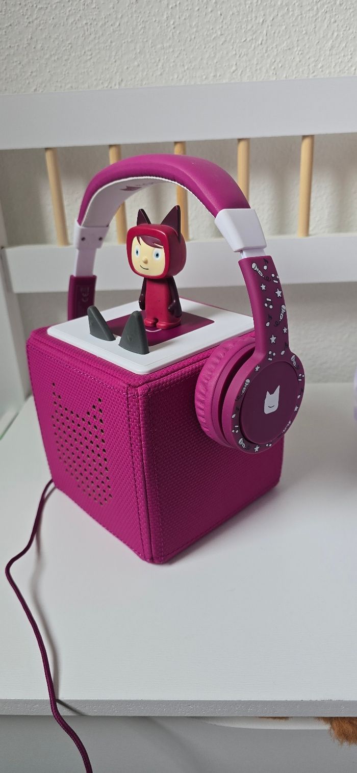 Toniebox lot + code cadeau sur le site tonies de 15e