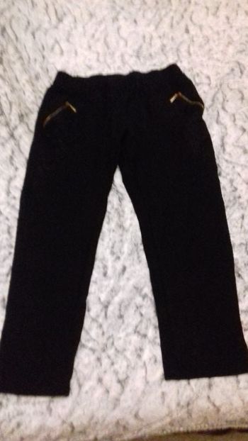 Pantalon Leggings noir en élasthanne.poches dentelles Taille 42 Marque LIU LI