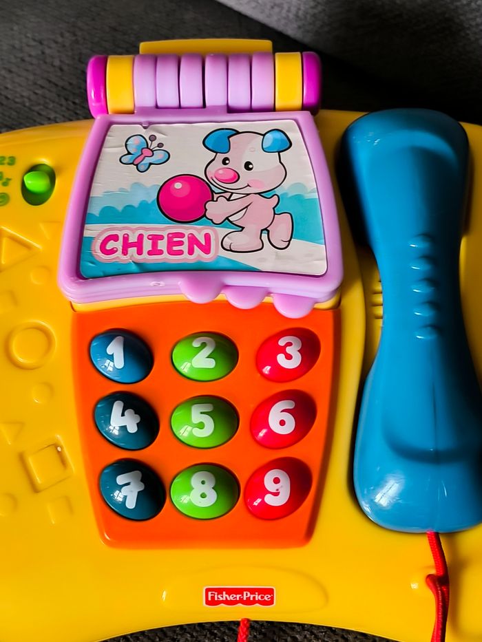 Téléphone Interactif Fisher-Price - Puppy (Rires et Éveil) - photo numéro 3