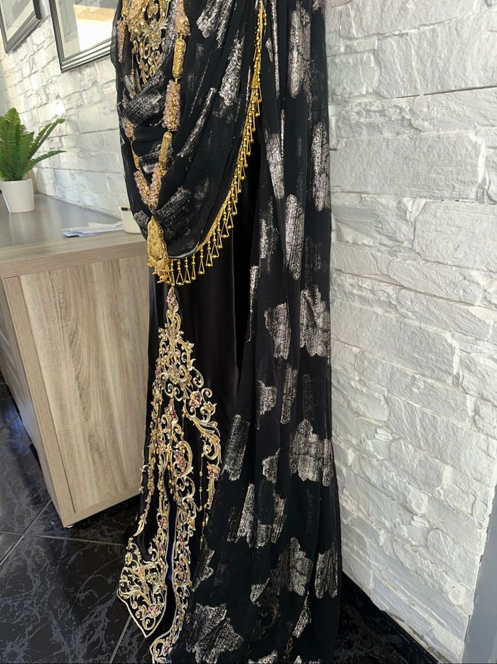 Robe chaouia neuve noire doré - photo numéro 4