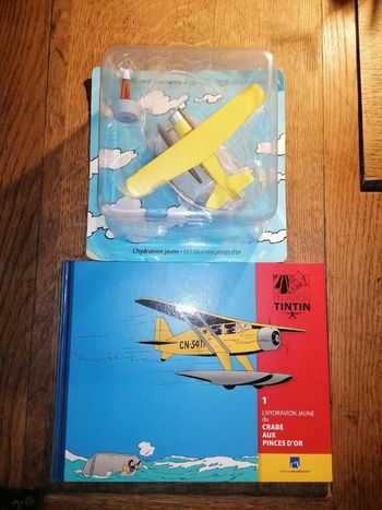 Tintin Avion n1 L hydravion jaune du Crabe aux pinces d'or
