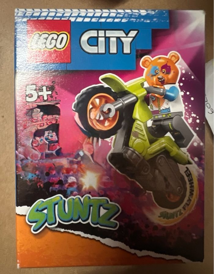 LEGO City Stuntz 60356 La Moto de Cascade de l’Ours