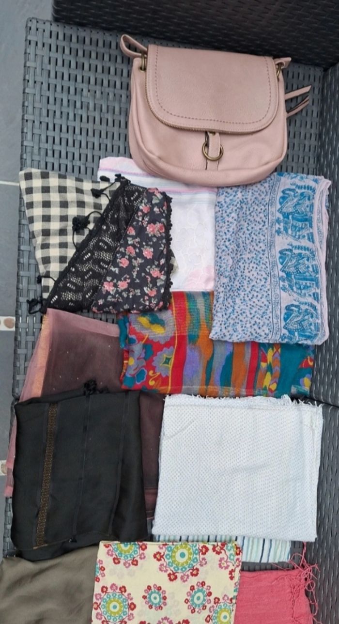 Lot foulard - photo numéro 4