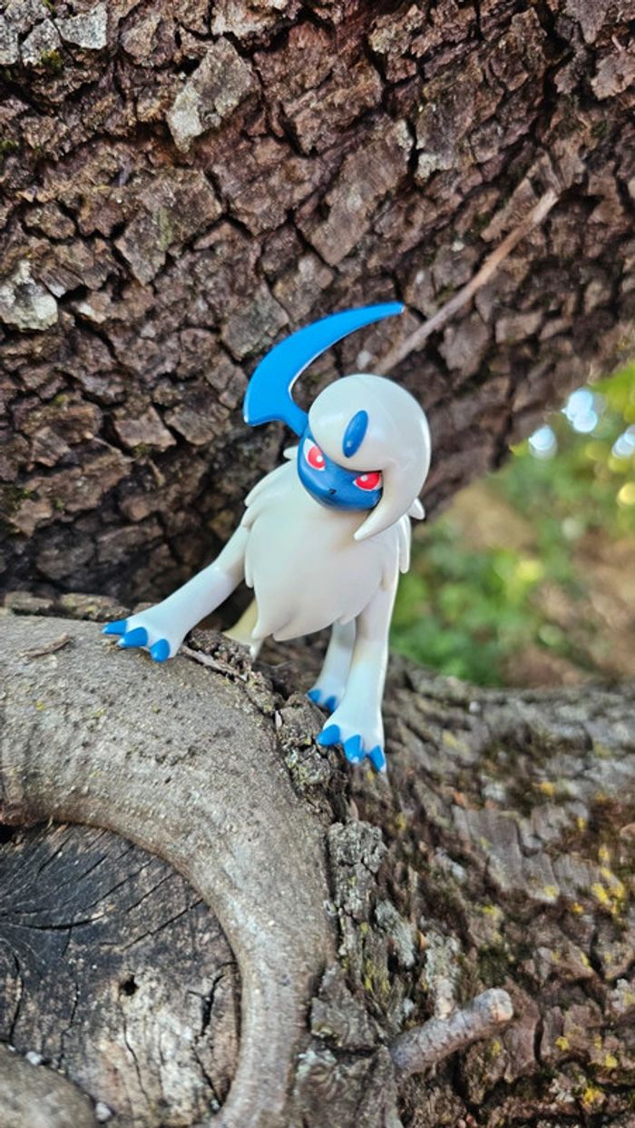 Super figurine Pokemon Nintendo absol