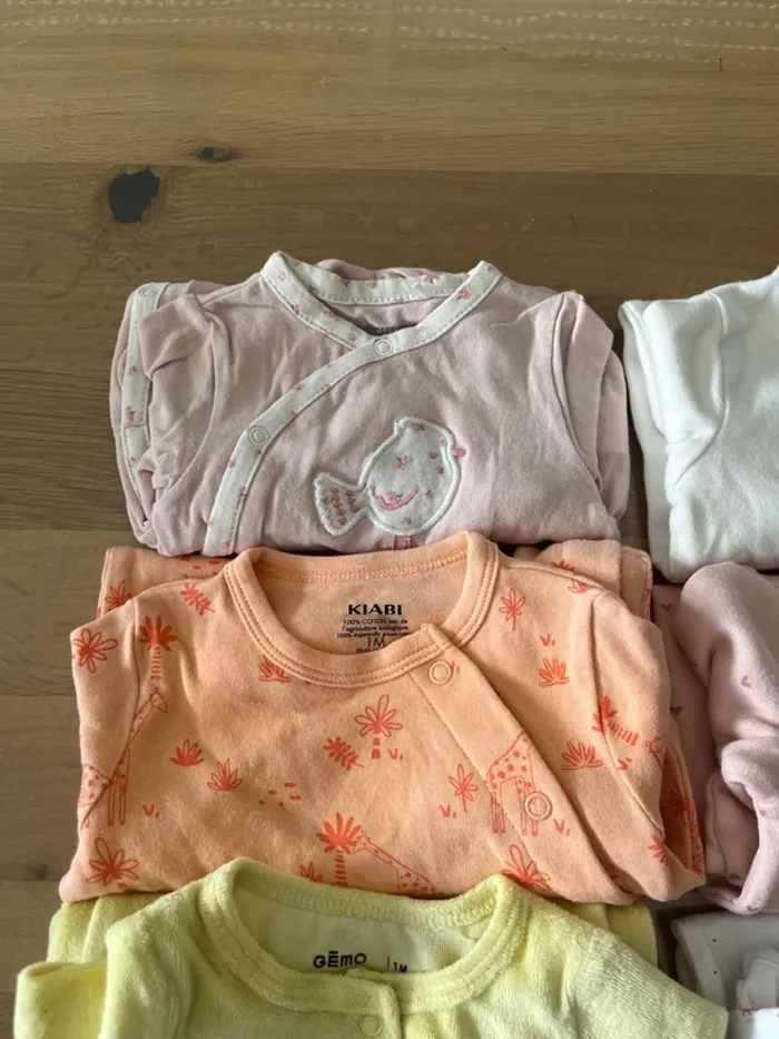 Lot de 8 pyjamas - photo numéro 3