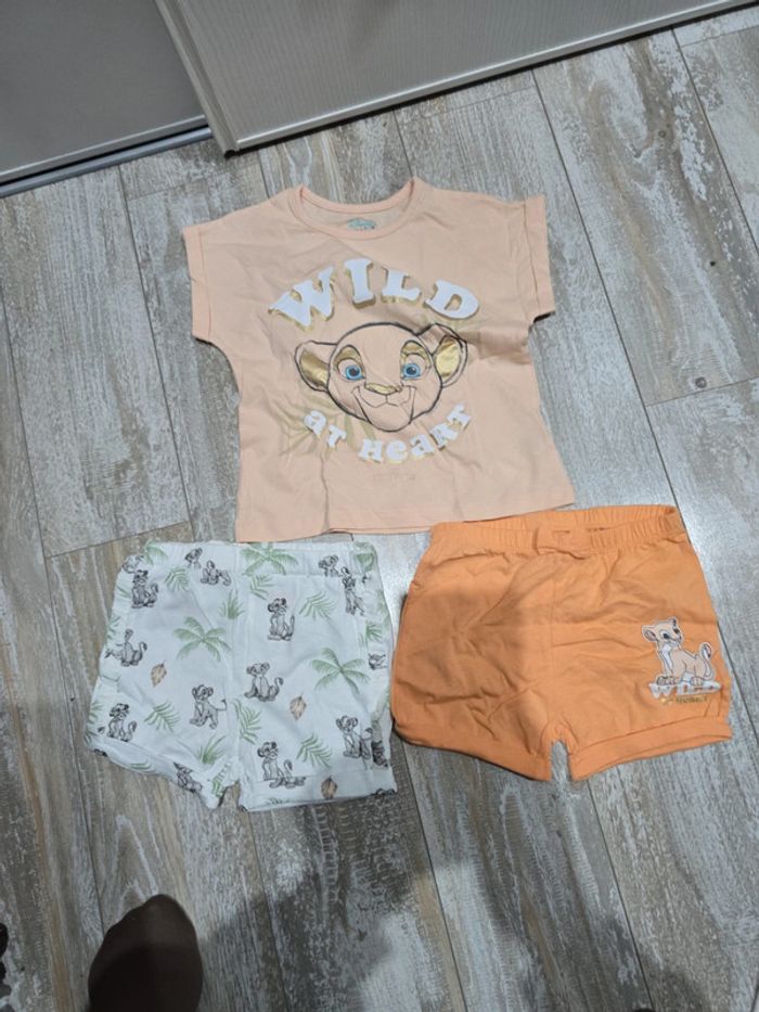 Ensemble 1 Tee-shirt et 2 shorts roi lion  #orianablfille2ans