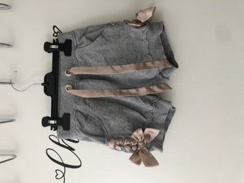 Short fille, Monnalisa