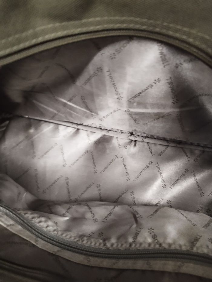 Petit sac de voyage dimension 45 cm x 30 cm x 22 cm - photo numéro 7