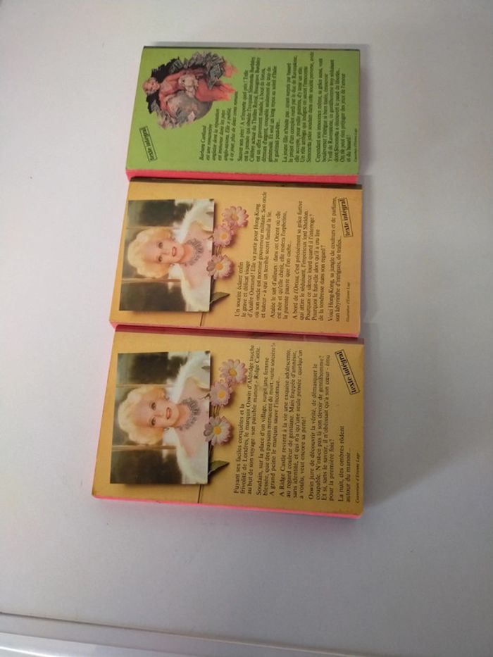 Lot de 3 livres Barbara Cartland - photo numéro 2