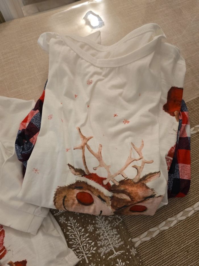 Lot 3 pyjamas Noël assortis NEUFS - photo numéro 5