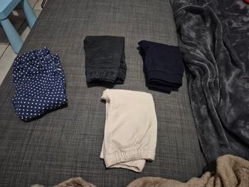 Lot de 4 pantalons
