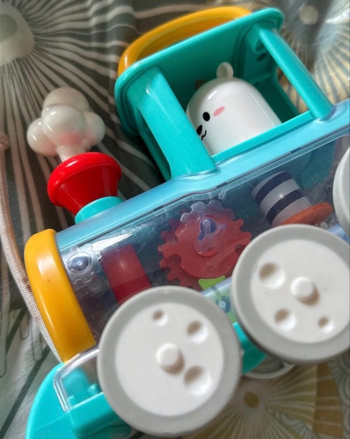 Jouet 1 er âge « ma locomotive a tirée » - photo numéro 3