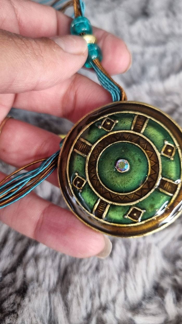 Collier métal bronze fantaisie vintage vert et brun neuf avec diamand - photo numéro 3