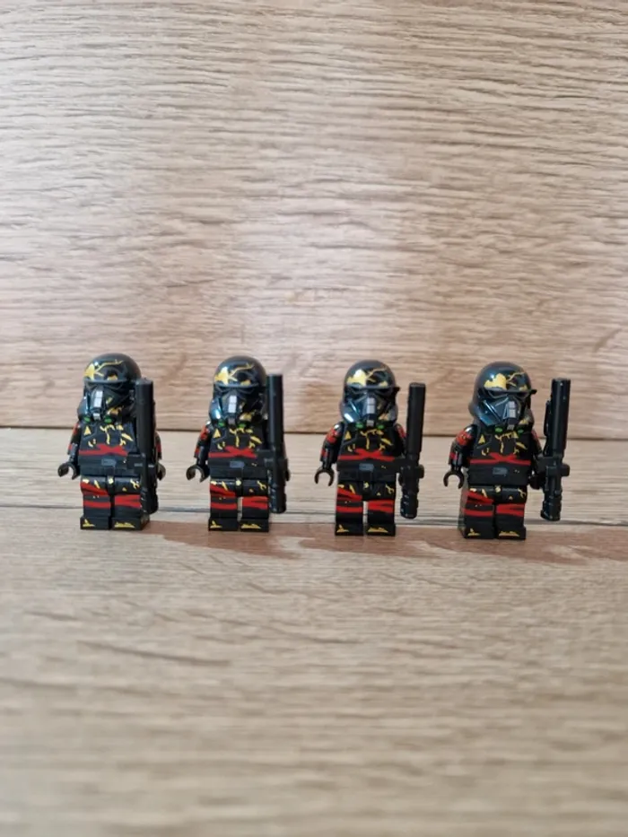 Figurines type lego 4 Dead Troopers stormtroopers star wars
