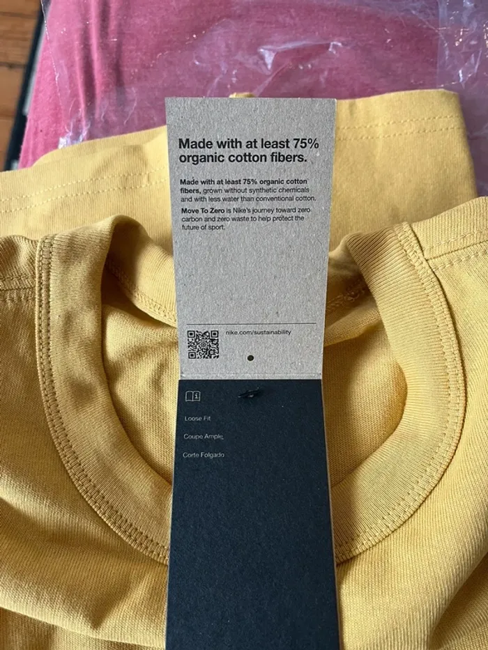 Tee shirt Nike jaune - photo numéro 7