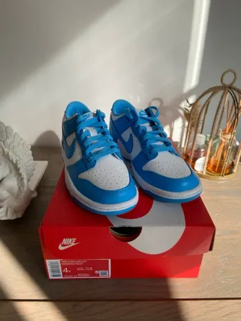 Nike Dunk Low (GS) university blue white taille 36