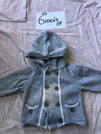 Gilet avec bouton 6 mois
