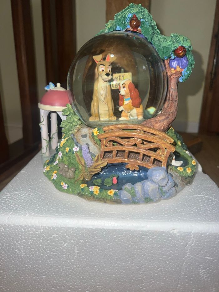 Boule à neige la belle et clochard - photo numéro 6