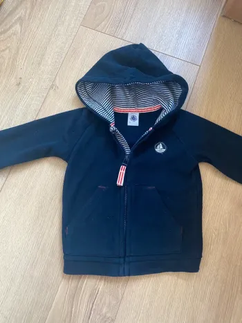 Petit gilet en polaire petit bateau bleu marine