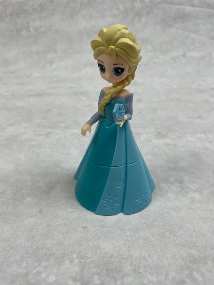 Petite figurine Gashapon Elsa la reine des neiges disney Japon - photo numéro 5