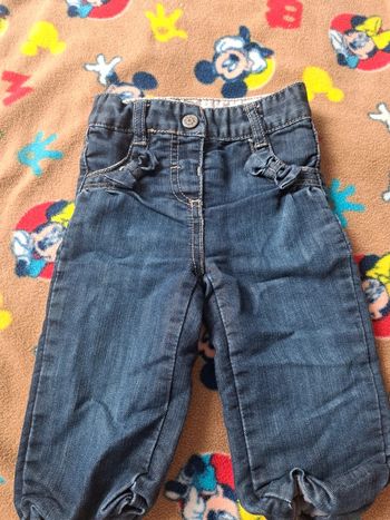 Jeans bébé taille 9mois