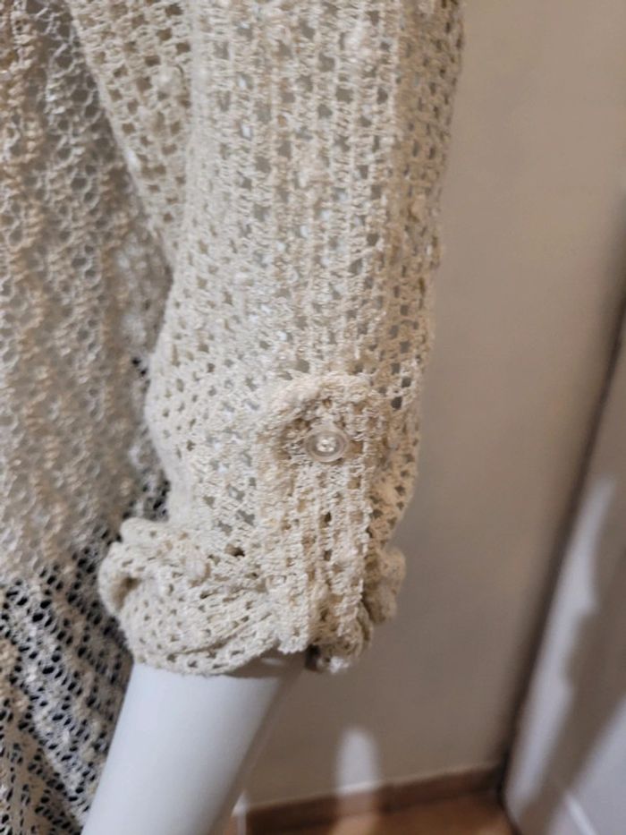 Haut dos dentelles - photo numéro 7