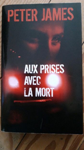 Roman Aux prises avec la mort