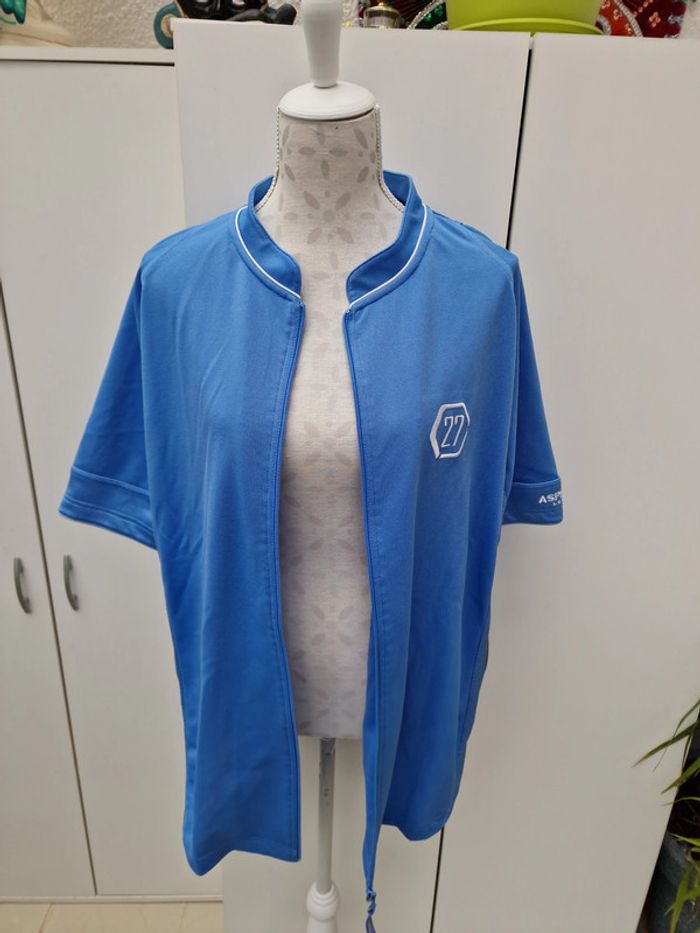 T-Shirt Bleu Clair Details Blanc Et Fermeture Eclair - photo numéro 9