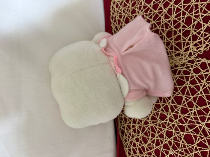 peluche hello kitty robe rose - photo numéro 2