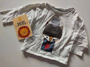 Tee shirt manches longues taille 12 mois