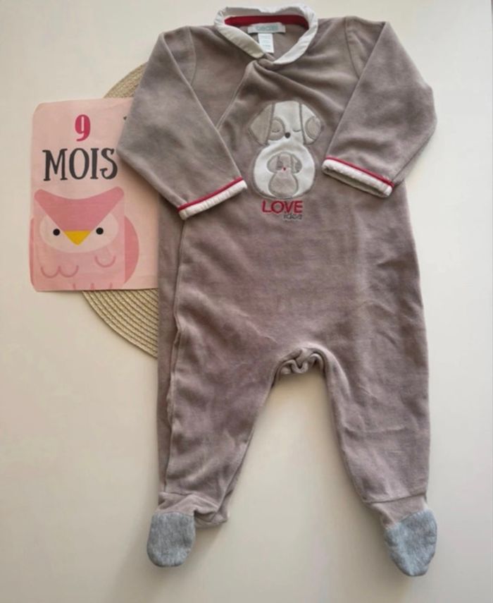 Pyjama, bébé, garçon, taille neuf mois