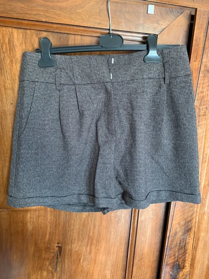 Short gris