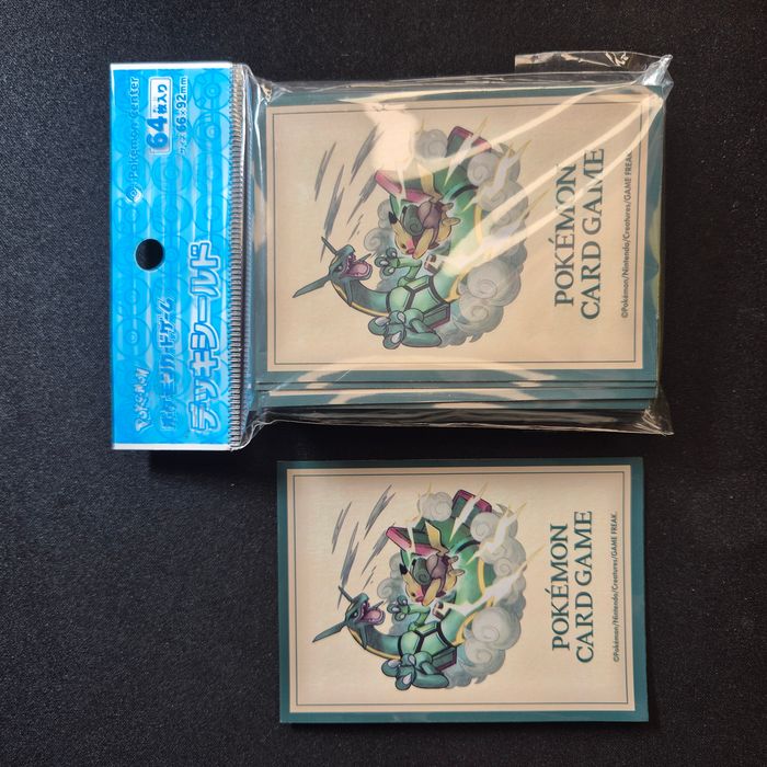 Sleeve Pokemon : Rayquaza & Pikachu