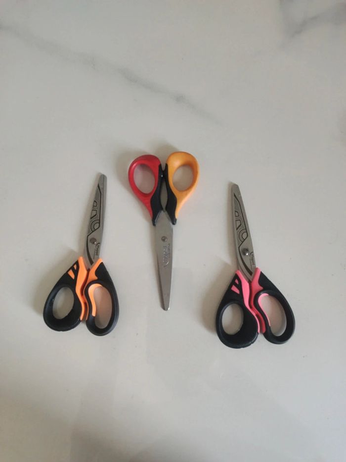 3 paires de ciseaux - photo numéro 2