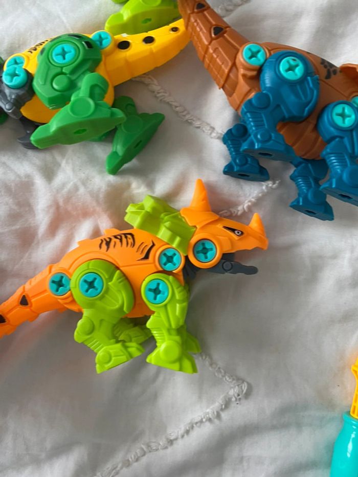 Lot de jouet dinosaures à viser - photo numéro 8
