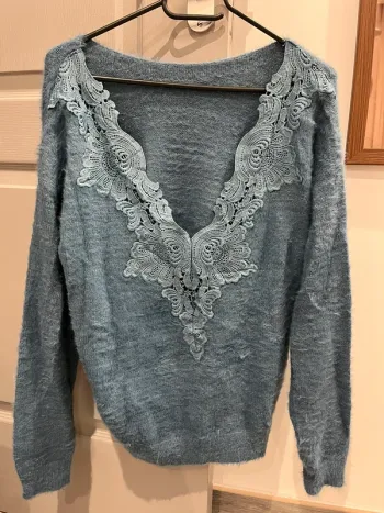 Pull dentelle dos