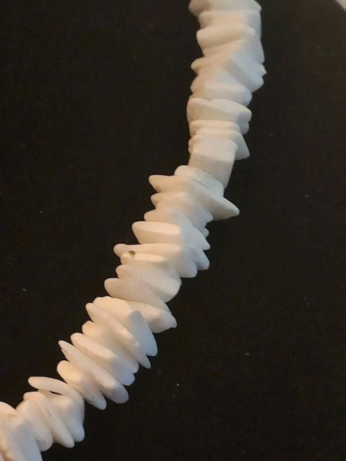 Collier blanc vintage - photo numéro 2