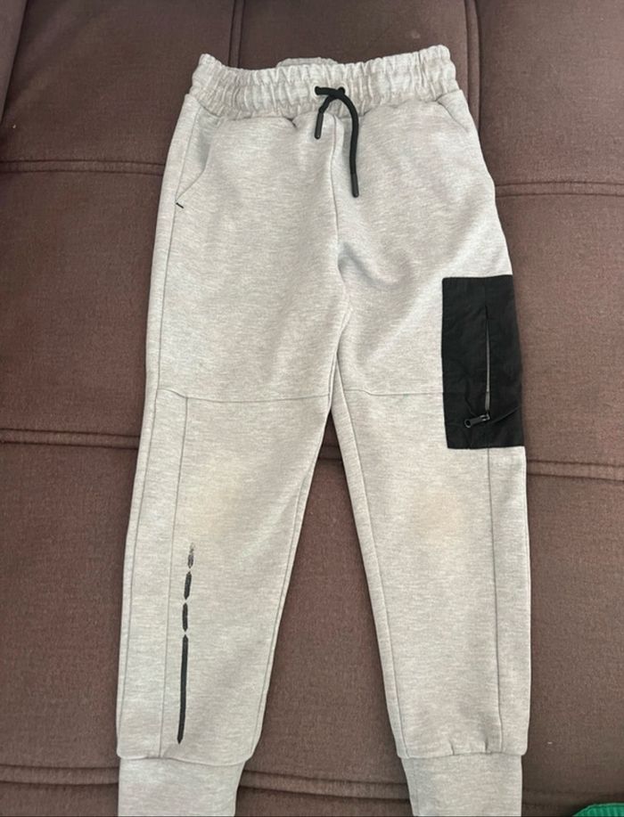 Pantalon jogging gris